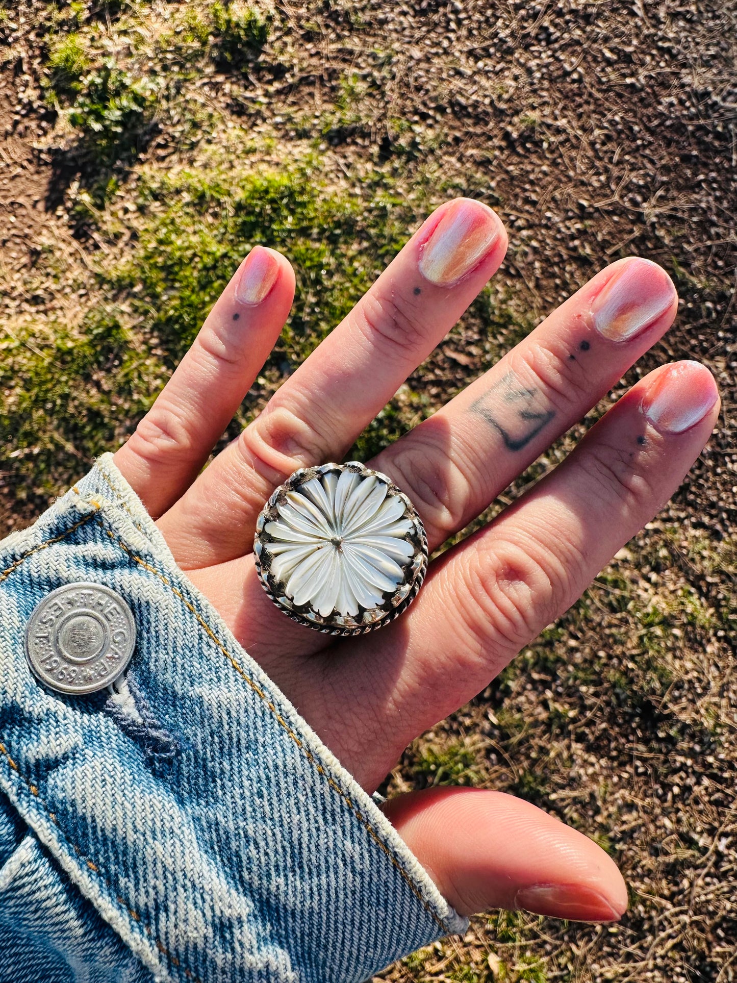 Flower Shell Ring