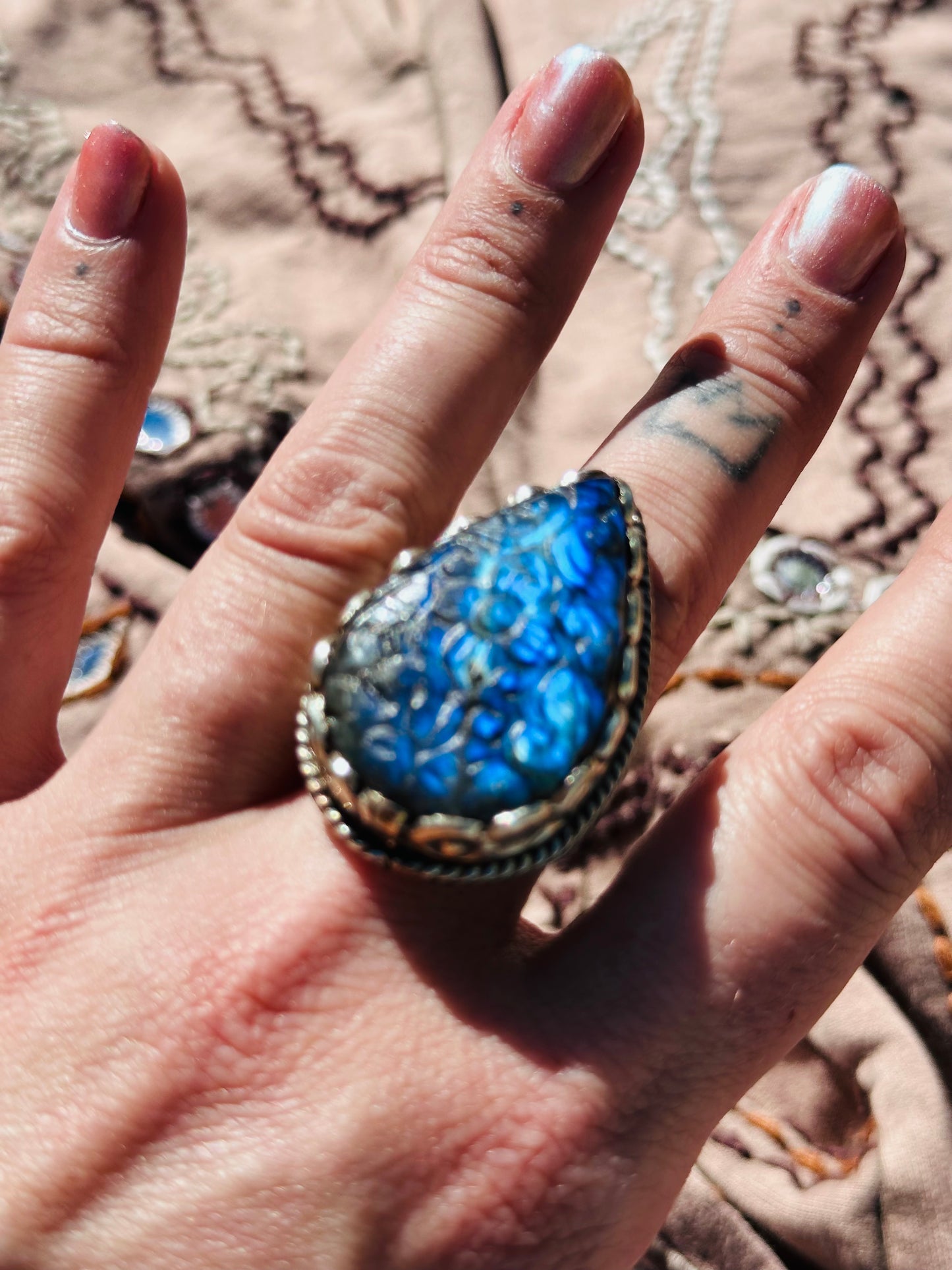 Labradorite Tear Drop Carved Silver Ring