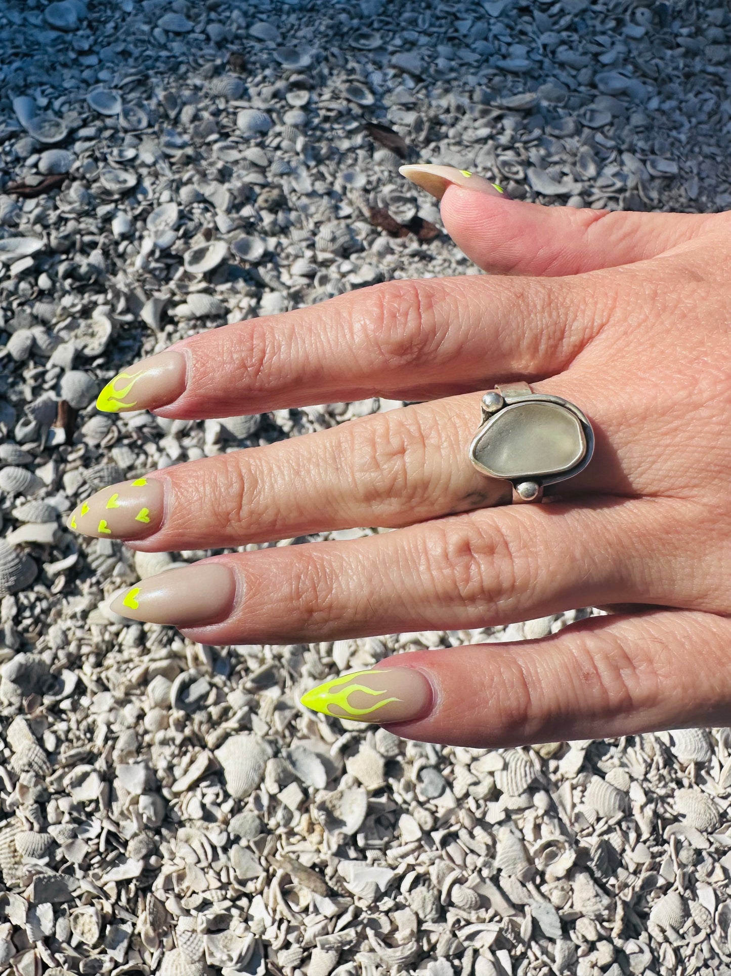 Silver Hammered Clear Sea Glass Ring π