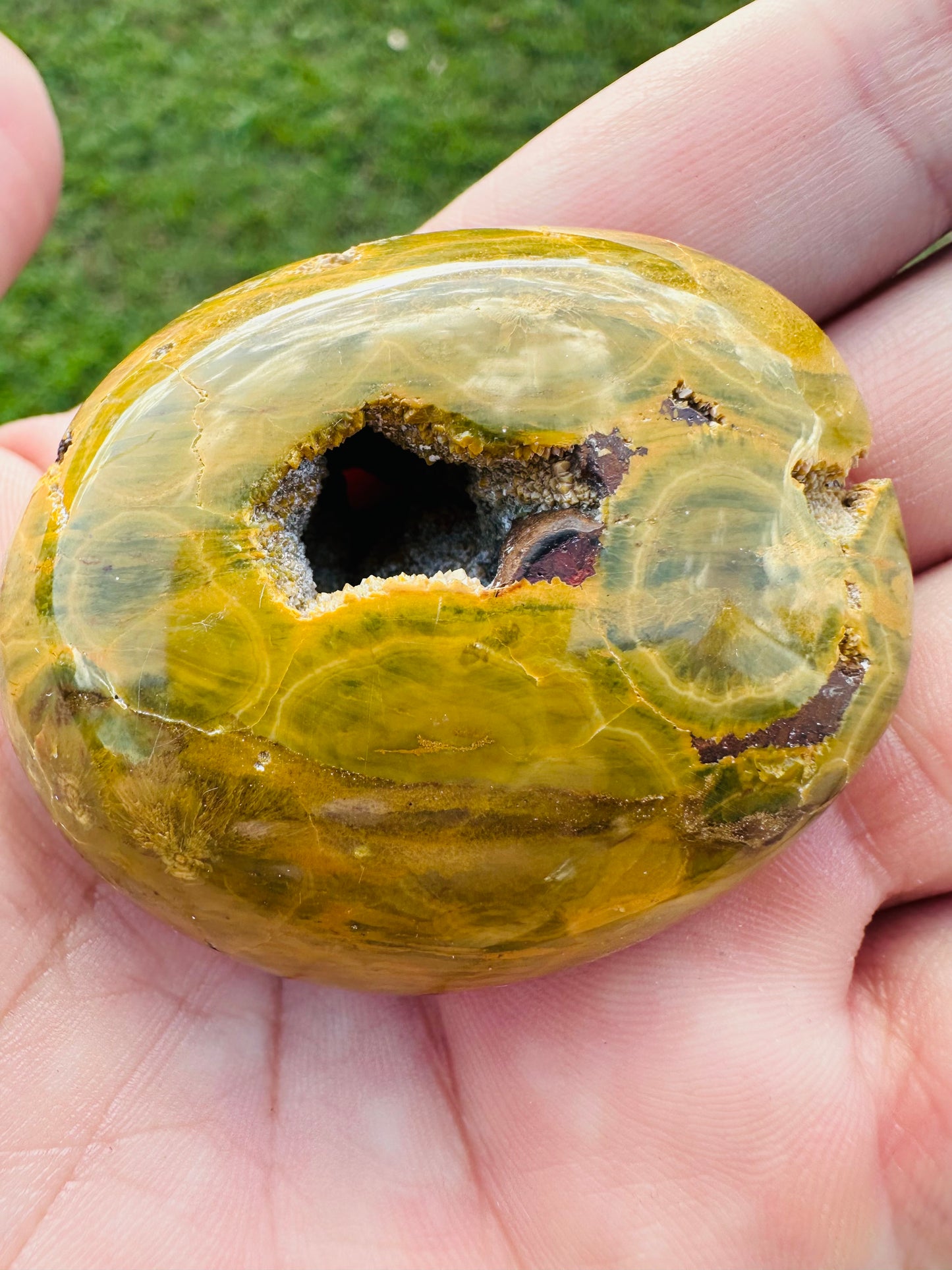 Kabamby Ocean Jasper Palm Stones