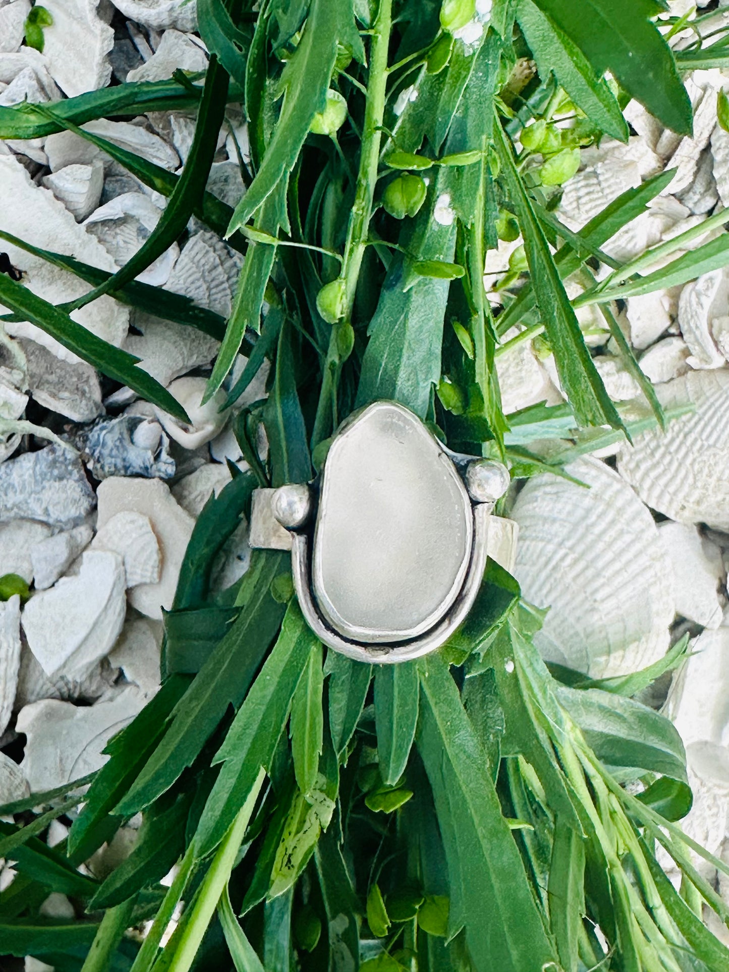 Silver Hammered Clear Sea Glass Ring π