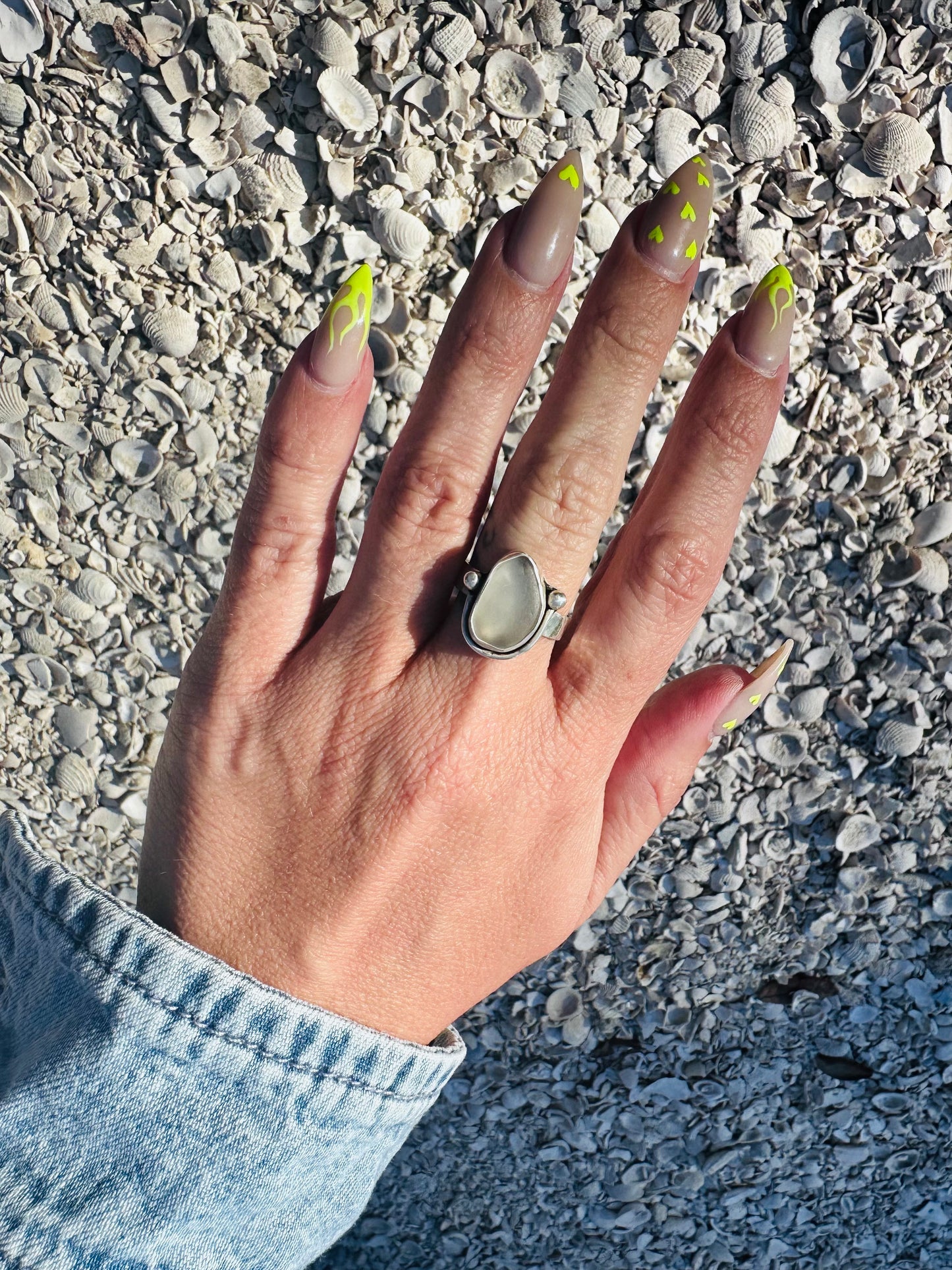Silver Hammered Clear Sea Glass Ring π