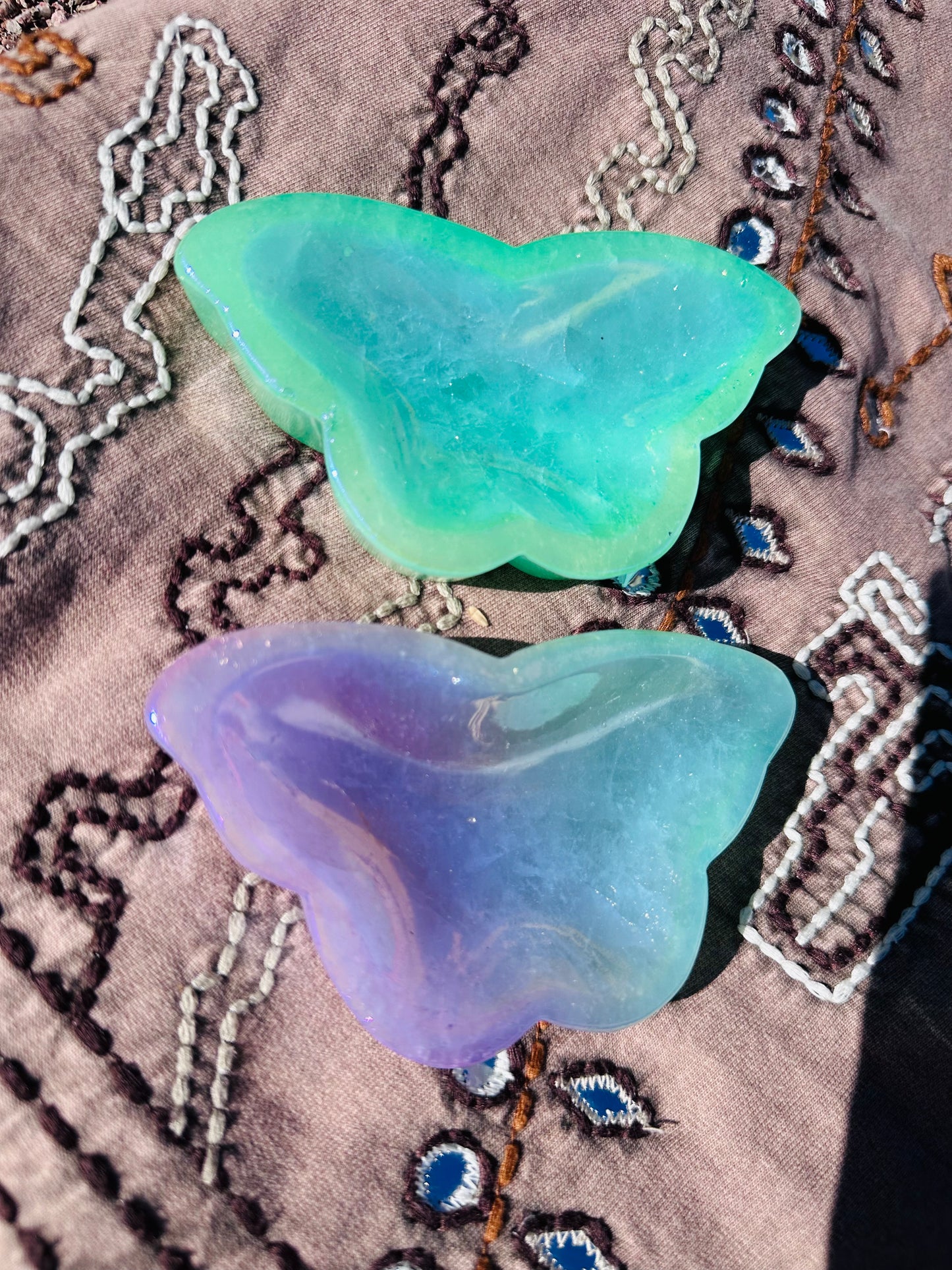 Butterfly Quartz Aura Dish 🦋