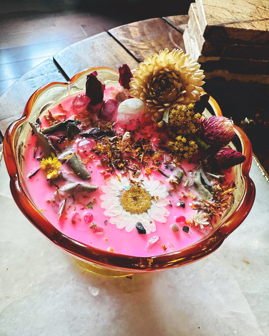 Dried Sweet Bowl Of Daisies Candle